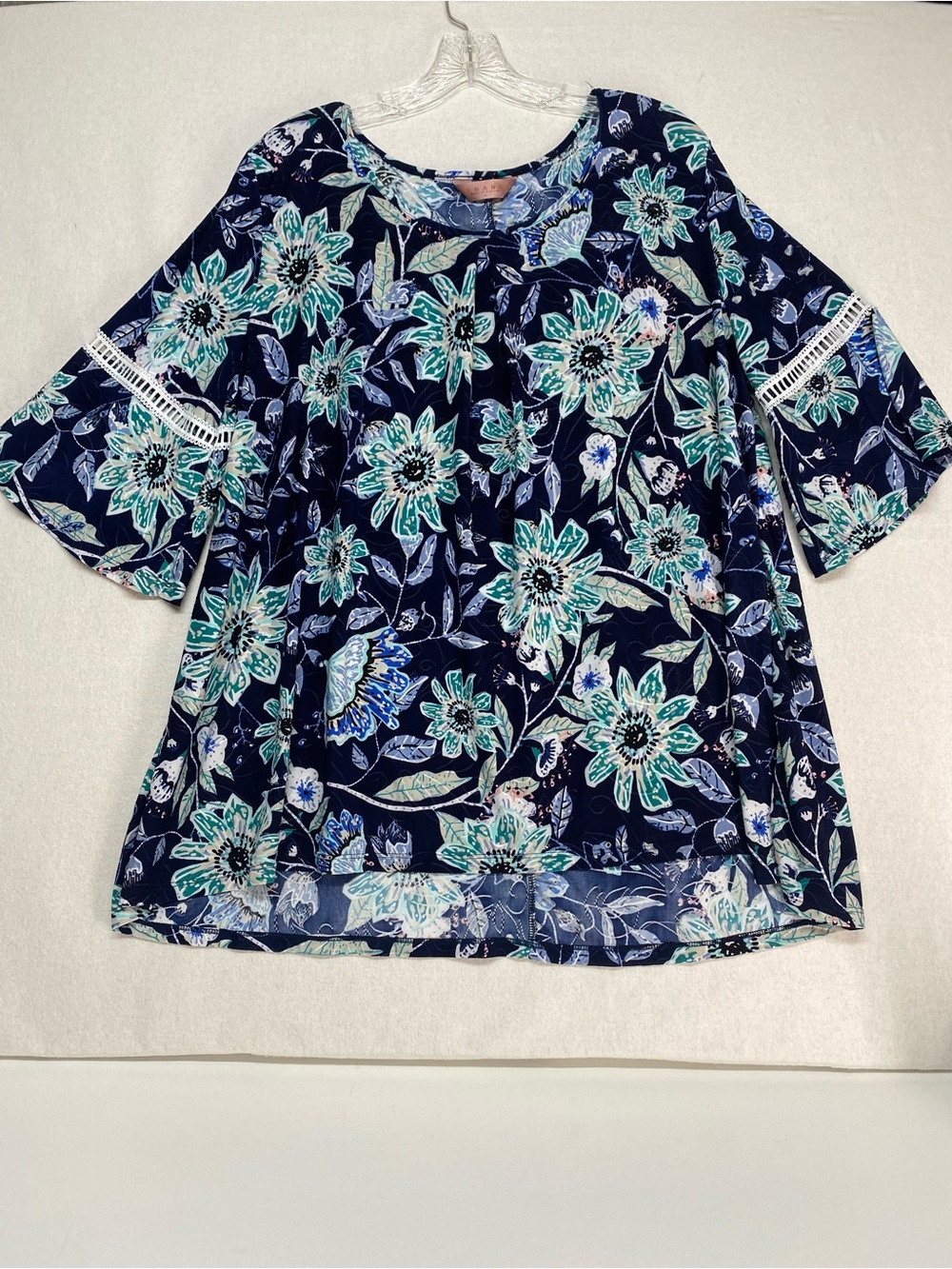 Amana Blue Floral Pullover 2X Top Blouse Crochet  Detail on Bell Sleeves Flowy